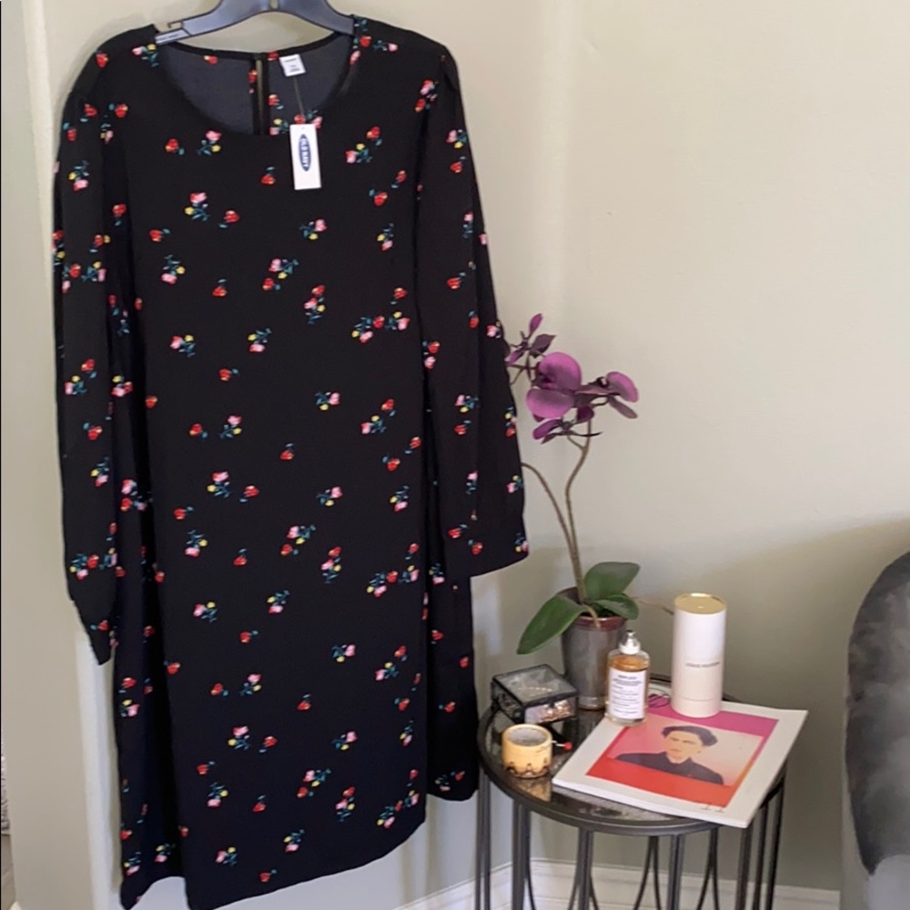 Old Navy Black Long Sleeve Dress with Red & Multicolor Floral Print - Picture 3 of 3